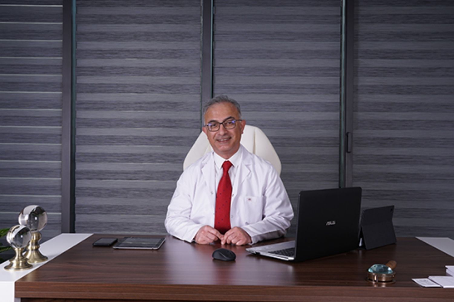 Prof. Dr. İlter Özer: Ankara Gastroenterology Specialist